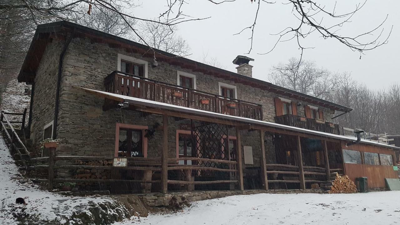 Agriturismo Volpe Golosa Morbegno Kamer foto