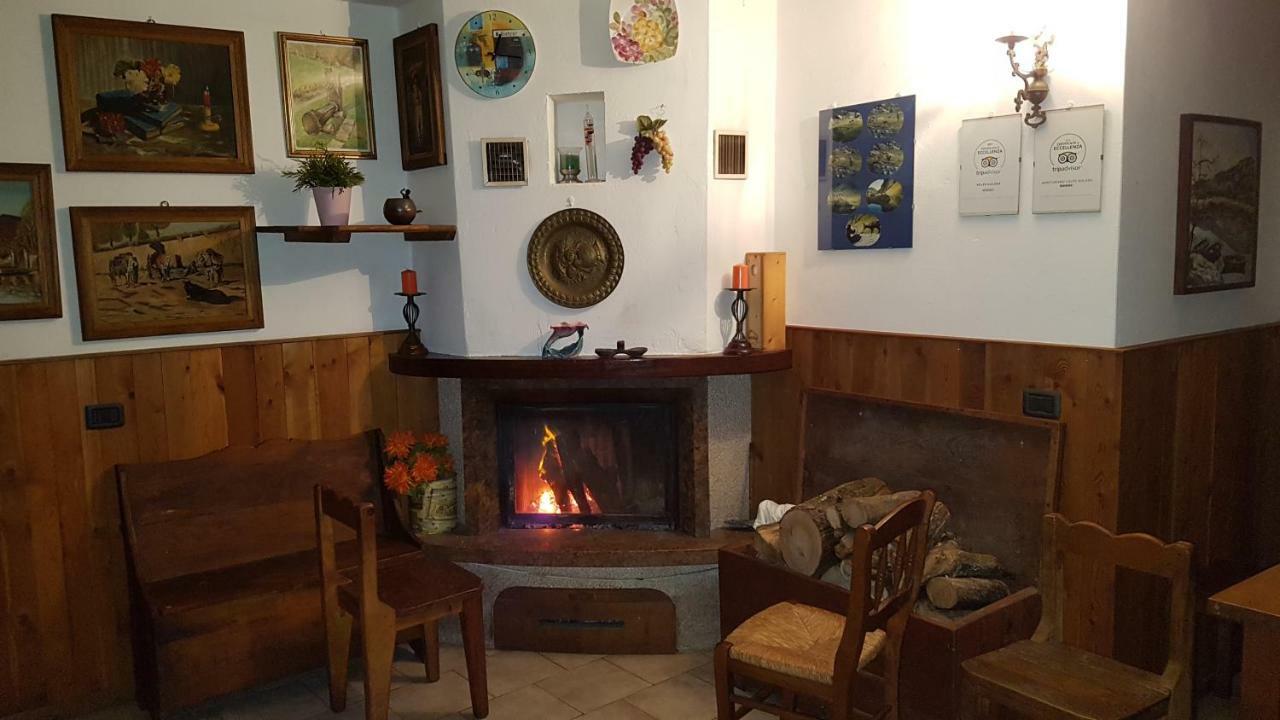Agriturismo Volpe Golosa Morbegno Buitenkant foto